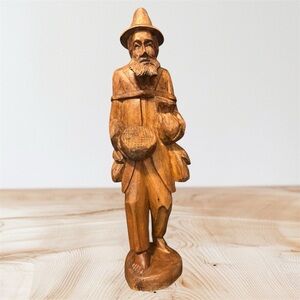 🔥Vintage Hand Carved Wood Old Man Traveler Statue Very Good Condition.
